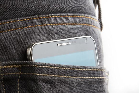 Radiation warning against phones kept in pockets