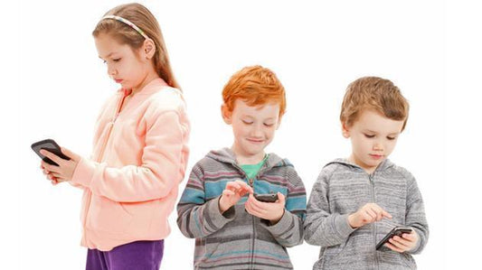 Easy Ways To Reduce Kids’ Exposure To Cell Phone Radiation